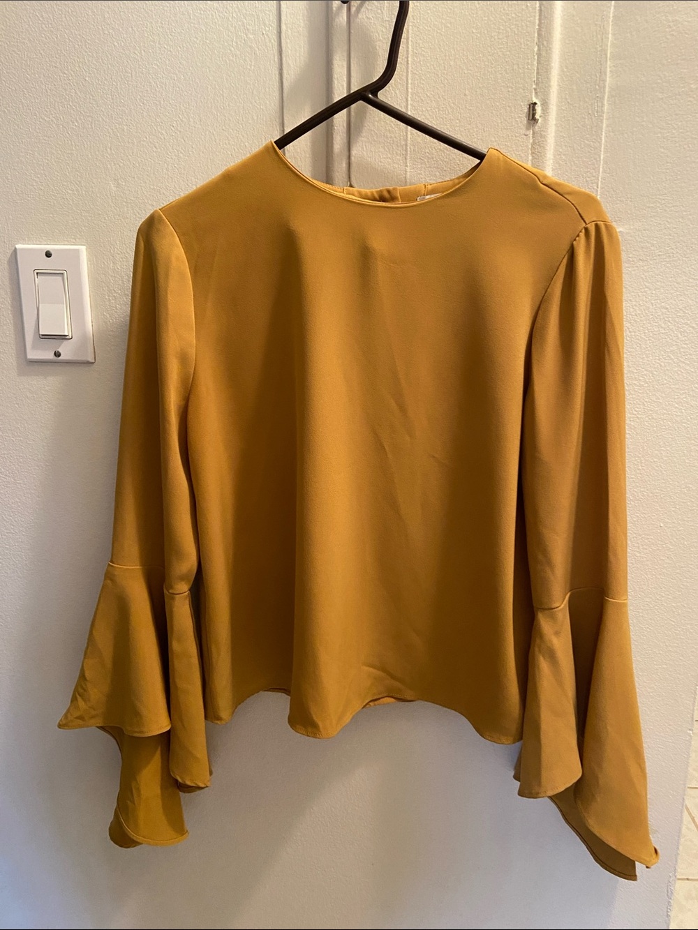 Carmen Marc Valvo Mustard Bell Sleeve Top